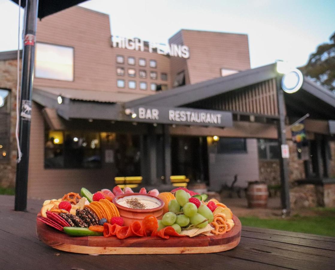 Hotel High Plains Dinner Plain Esterno foto